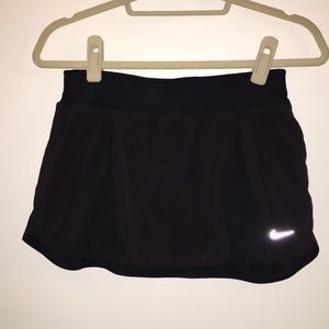 Nike Tennis Skort Size Small